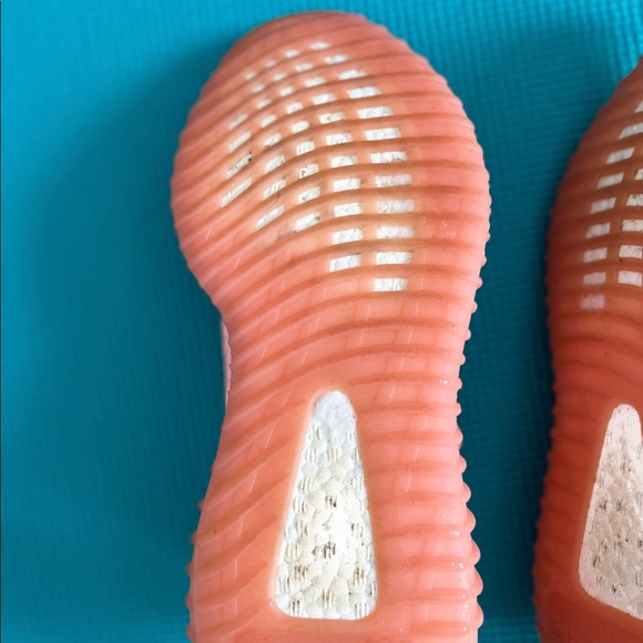 Yeezy Boost 350 “Bubble Gum” - Original shoe - Yeezy Boost 350 “glow” - Picture 4 of 4